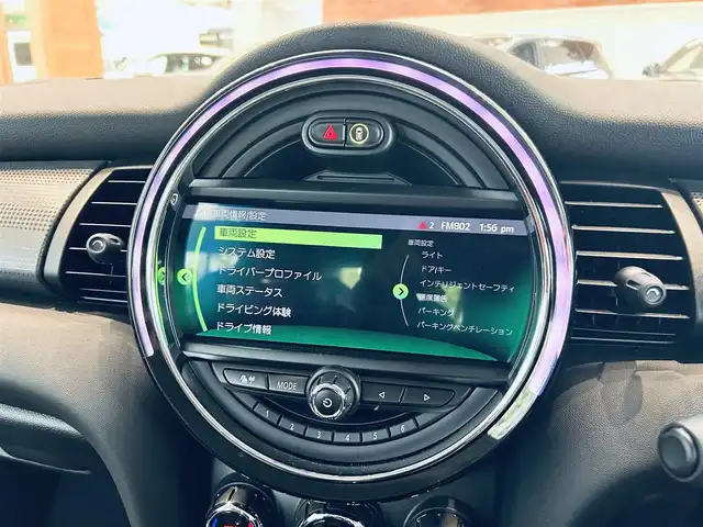 ＭＩＮＩ ミニ クーパー D 大阪府 2020(令2)年 3.6万km 青 ストリートスタイル/ペッパーP/インテリジェントセーフティ/黒革/シートヒーター/純正ナビ/バックカメラ/純正16インチAW/LEDヘッドライト/クリアランスソナー/コンフォートアクセス