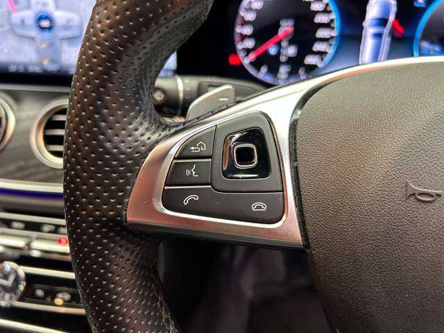 メルセデス・ベンツ Ｅ２２０ｄ SW AVG スポーツ 本革 千葉県 2018(平30)年 5.8万km イリジウムシルバー レザーＰＫＧ　/ＡＣＣ　/黒革　/ナビ　/ＴＶ　/Ｂｌｕｅｔｏｏｔｈ接続　/３６０°Ｂｕｒｍｅｓｔｅｒサウンド　/シートヒーター　/電動リアゲート　/ハイビームアシスト　/衝突軽減Ｂ　/ＢＳＭ　/ＬＫＡ　/ＥＴＣ　/禁煙車