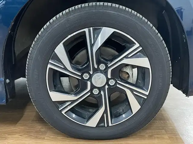 ダイハツ タント カスタム X セレクション 道央・札幌 2020(令2)年 3.5万km レーザーブルークリスタルシャイン ワンオーナー/4WD/社外SDナビ/フルセグTV/CD/DVD/Bluetooth/衝突軽減ブレーキ/横滑り防止/アイドリングストップ/シートヒーター（D/N）/両側パワスラ/オートマチックハイビーム/オートライト/LEDヘッドライト/フォグランプ/ハーフレザーシート/ETC/スマートキー×2/社外エンジンスターター/スタッドレスセット積込み/　155/65/14　2022年製　5mm/保証書/取扱説明書