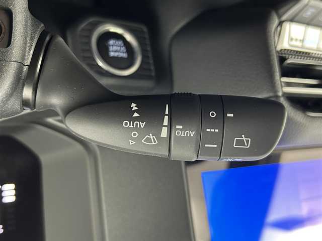 トヨタ ランドクルーザー ２５０ VX 埼玉県 2025(令7)年 0.1万km ブラック ワンオーナー　/純正１２．３インチディスプレイオーディオ　/サンルーフ　/丸目ヘッドライト/パノラミックビューモニター　/デジタルインナーミラー　/ルーフレール　/社外前後ドラレコ　/温冷シート　/ＥＴＣ２．０　/ＢＳＭ/ハーフレザーシート