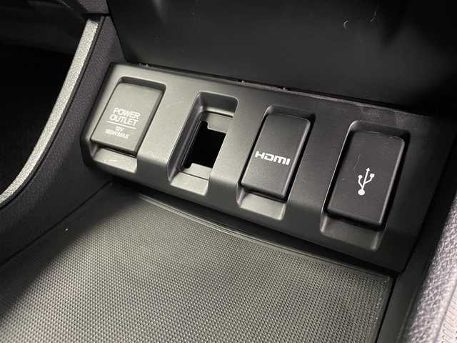 ホンダ ヴェゼル ハイブリッド 富山県 2019(令1)年 6万km ミッドナイトブルービームM 社外ナビ（AM/FM/CD/DVD/USB/SD/BT/HDMI）/フルセグTV/バックカメラ/寒冷地仕様/衝突被害軽減ブレーキ/アダプティブクルーズコントロール/レーンキープアシスト/オートライト/LEDヘッドライト/ハーフレザーシート/前席シートヒーター/ビルトインETC/ドライブレコーダー/パドルシフト/スマートキー×２/プッシュスタート/アイドリングストップ/保証書
