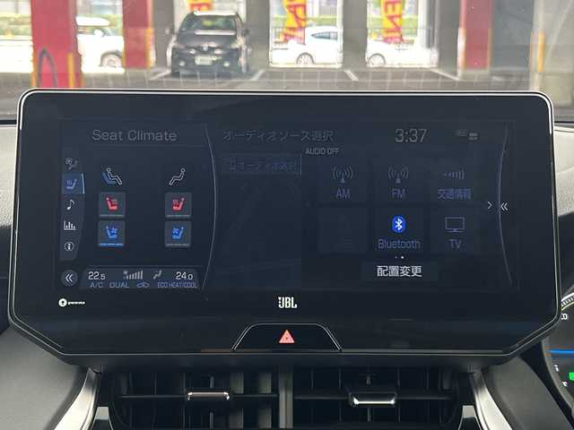 トヨタ ハリアー ハイブリッド Z レザーパッケージ 愛知県 2022(令4)年 3.2万km ブラック 禁煙車/純正12.3インチナビ/（AM/FM/Bluetooth/フルセグTV)/全方位カメラ/JBLプレミアムサウンド/AC100V電源/ヘッドアップディスプレイ/トヨタセーフティセンス/・衝突軽減ブレーキ/・レーンキープアシスト/・オートマチックハイビーム/・追従式クルーズコントロール/・クリアランスソナー/・誤発進抑制機能/ブラインドスポットモニター/ETC2.0/レザーシート/シートヒーター/シートベンチレーション/パワーシート/ステアリングヒーター/パワーバックドア/純正19インチアルミホイール/スマートキー/スペアキー有/純正フロアマット/横滑り防止装置