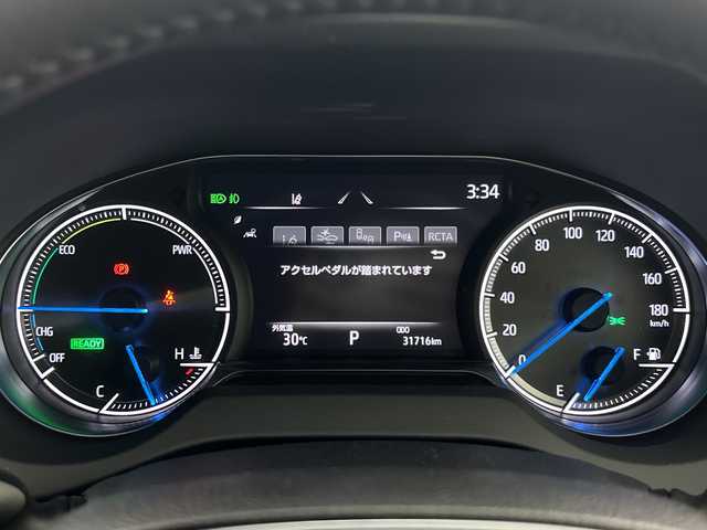 トヨタ ハリアー ハイブリッド Z レザーパッケージ 愛知県 2022(令4)年 3.2万km ブラック 禁煙車/純正12.3インチナビ/（AM/FM/Bluetooth/フルセグTV)/全方位カメラ/JBLプレミアムサウンド/AC100V電源/ヘッドアップディスプレイ/トヨタセーフティセンス/・衝突軽減ブレーキ/・レーンキープアシスト/・オートマチックハイビーム/・追従式クルーズコントロール/・クリアランスソナー/・誤発進抑制機能/ブラインドスポットモニター/ETC2.0/レザーシート/シートヒーター/シートベンチレーション/パワーシート/ステアリングヒーター/パワーバックドア/純正19インチアルミホイール/スマートキー/スペアキー有/純正フロアマット/横滑り防止装置