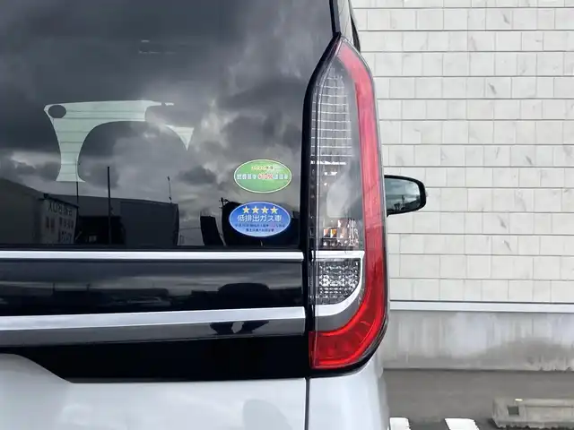日産 ルークス HWS X アーバンクロム 静岡県 2021(令3)年 1.8万km ホワイトパール エマージェンシーブレーキ/純正9インチナビ(MM320D-L)/　AM FM CD DVD Bluetooth SD USB/ビルトインETC/前方ドライブレコーダー/LEDオートヘッドランプ/両側パワースライドドア/純正14インチアルミホイール/スマートキー＆プッシュスタート/アイドリングストップ/フルセグTV/アラウンドビューモニター