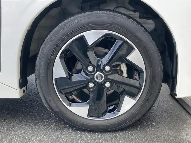 日産 ルークス HWS X アーバンクロム 静岡県 2021(令3)年 1.8万km ホワイトパール エマージェンシーブレーキ/純正9インチナビ(MM320D-L)/　AM FM CD DVD Bluetooth SD USB/ビルトインETC/前方ドライブレコーダー/LEDオートヘッドランプ/両側パワースライドドア/純正14インチアルミホイール/スマートキー＆プッシュスタート/アイドリングストップ/フルセグTV/アラウンドビューモニター