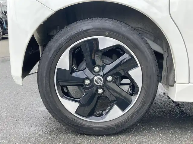 日産 ルークス HWS X アーバンクロム 静岡県 2021(令3)年 1.8万km ホワイトパール エマージェンシーブレーキ/純正9インチナビ(MM320D-L)/　AM FM CD DVD Bluetooth SD USB/ビルトインETC/前方ドライブレコーダー/LEDオートヘッドランプ/両側パワースライドドア/純正14インチアルミホイール/スマートキー＆プッシュスタート/アイドリングストップ/フルセグTV/アラウンドビューモニター