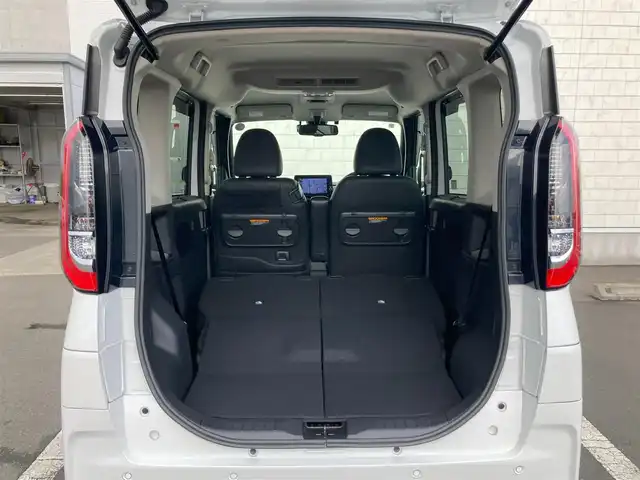 日産 ルークス HWS X アーバンクロム 静岡県 2021(令3)年 1.8万km ホワイトパール エマージェンシーブレーキ/純正9インチナビ(MM320D-L)/　AM FM CD DVD Bluetooth SD USB/ビルトインETC/前方ドライブレコーダー/LEDオートヘッドランプ/両側パワースライドドア/純正14インチアルミホイール/スマートキー＆プッシュスタート/アイドリングストップ/フルセグTV/アラウンドビューモニター