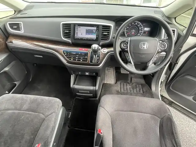 ホンダ オデッセイ G エアロ ホンダセンシング 佐賀県 2018(平30)年 12.5万km プラチナホワイトパール 株)IDOMが運営する【じしゃロン佐賀店】の自社ローン専用車両になります。/こちらは現金またはオートローンご利用時の価格です。自社ローンご希望の方は別途その旨お申付け下さい/純正ナビ/（CD/DVD/BT/TV/USB)/バックカメラ/ステアリングリモコン/両側パワースライドドア/ホンダセンシング/ETC2.0/アイドリングストップ/LEDヘッドライト/オートライト/純正フロアマット/純正ドアバイザー/スペアキー