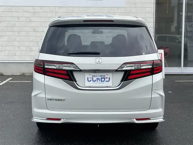ホンダ オデッセイ G エアロ ホンダセンシング 佐賀県 2018(平30)年 12.5万km プラチナホワイトパール 株)IDOMが運営する【じしゃロン佐賀店】の自社ローン専用車両になります。/こちらは現金またはオートローンご利用時の価格です。自社ローンご希望の方は別途その旨お申付け下さい/純正ナビ/（CD/DVD/BT/TV/USB)/バックカメラ/ステアリングリモコン/両側パワースライドドア/ホンダセンシング/ETC2.0/アイドリングストップ/LEDヘッドライト/オートライト/純正フロアマット/純正ドアバイザー/スペアキー