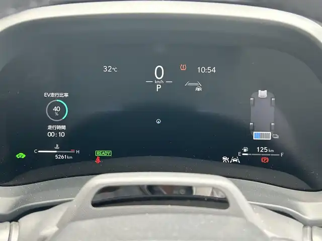 レクサス ＬＢＸ クール 佐賀県 2024(令6)年 0.6万km グレーⅡ カラーコード：アストログレーメタリック＆ブラック(2YN)/レクサスセーフティシステム＋/・プリクラッシュセーフティ/・レーンディパーチャーアラート/・レーントレーシングアシスト/・レーダークルーズコントロール/・アダプティブハイビーム/・プロアクティブドライビングアシスト/・フロントトラフィックアラート/・レーンチェンジアシスト/アドバンストパーク/アドバンストドライブ/ブラインドスポットモニター/パーキングサポートブレーキ/クリアランスソナー/純正ディスプレイオーディオ/・パノラミックビューモニター/・フルセグTV/BT/純正18インチAW/ハーフレザーシート/D席パワーシート/D席シートメモリ/シートヒーター/革巻きステアリング/ステアリングヒーター/パドルシフト/ETC2.0/パワーバックドア/トノカバー/LEDヘッドライト/フォグランプ/ヘッドアップディスプレイ/電動パーキングスイッチ/カードキー×1/スペアキー×１/ユーザーガイド/保証書