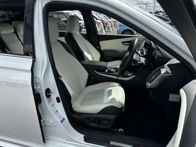 トヨタ クラウン ハイブリッド RS アドバンス Four 宮城県 2021(令3)年 3.4万km プレシャスホワイトパール セーフティパッケージプラス/・デジタルインナーミラー/・パーキングサポートブレーキ/リアカメラディテクション/・パノラミックビューモニター/＝＝＝/純正エアロ（F/S/R）/セーフティセンス/・レーントレーシングアシスト/・レーダークルーズコントロール/・プリクラッシュセーフティ/・アダプティブハイビーム/・ロードサインアシスト/・先行車発進告知機能/・ドライバー異常時対応システム/ブラインドスポットモニター/リアクロストラフィックオートブレーキ/リアクロストラフィックアラート/カラーヘッドアップディスプレイ/純正12.3インチナビ/・CD/DVD/・Blu-ray/・Bluetooth/・AppleCarPlay/AndroidAuto/・フルセグTV/ビルトインETC2.0/ドライブレコーダー/本革シート/パワーシート（運転席メモリー機能付）/シートヒーター/ベンチレーション/革巻きステアリング/ステアリングヒーター/パドルシフト/電動パーキングブレーキ/ブレーキホールド/3眼LEDヘッドランプ/純正18インチAW/純正フロアマット