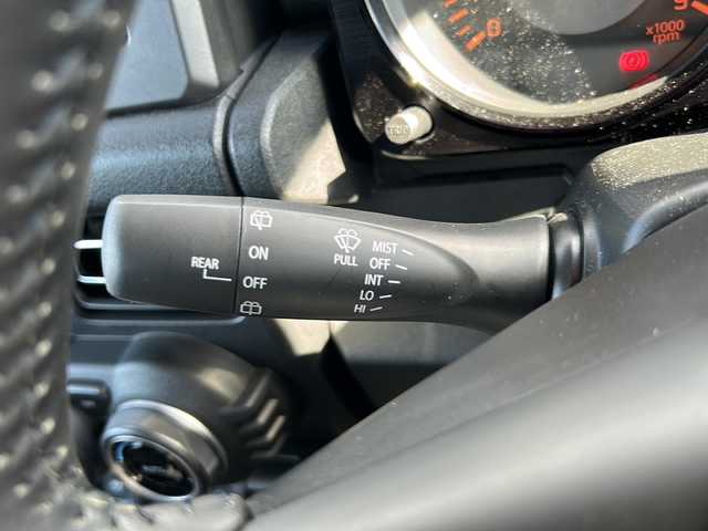 スズキ ジムニー XC 岐阜県 2019(令1)年 2万km ブルーイッシュブラックパール3 登録時走行距離20071km/社外ＳＤナビ/フルセグＴＶ/クルーズコントロール/シートヒーター/ブレーキサポート/Ｂｌｕｅｔｏｏｔｈ接続/レーンキープアシスト/ターボ/純正１６インチアルミホイール/ダウンヒルアシストコントロール/LEDヘッドライト/フォグランプ/オートライト/横滑り防止装置/盗難防止装置/プッシュスタート/スマートキー/スペアキー/衝突被害軽減システム/ETC
