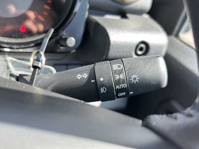 スズキ ジムニー XC 岐阜県 2019(令1)年 2万km ブルーイッシュブラックパール3 登録時走行距離20071km/社外ＳＤナビ/フルセグＴＶ/クルーズコントロール/シートヒーター/ブレーキサポート/Ｂｌｕｅｔｏｏｔｈ接続/レーンキープアシスト/ターボ/純正１６インチアルミホイール/ダウンヒルアシストコントロール/LEDヘッドライト/フォグランプ/オートライト/横滑り防止装置/盗難防止装置/プッシュスタート/スマートキー/スペアキー/衝突被害軽減システム/ETC