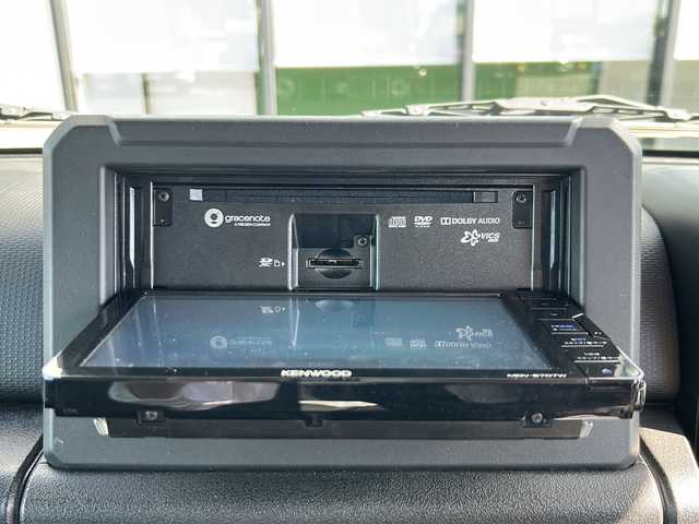 スズキ ジムニー XC 岐阜県 2019(令1)年 2万km ブルーイッシュブラックパール3 登録時走行距離20071km/社外ＳＤナビ/フルセグＴＶ/クルーズコントロール/シートヒーター/ブレーキサポート/Ｂｌｕｅｔｏｏｔｈ接続/レーンキープアシスト/ターボ/純正１６インチアルミホイール/ダウンヒルアシストコントロール/LEDヘッドライト/フォグランプ/オートライト/横滑り防止装置/盗難防止装置/プッシュスタート/スマートキー/スペアキー/衝突被害軽減システム/ETC