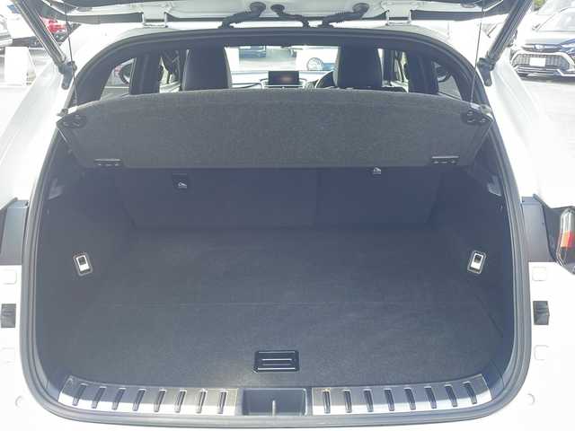 レクサス ＮＸ 200t Fスポーツ 京都府 2016(平28)年 5.6万km ホワイトノーヴァガラスフレーク 純正１０インチナビ　Ｂｌｕｅｔｏｏｔｈオーディオ　ＤＶＤ再生　フルセグ　ＵＳＢ接続　マルチビューカメラ　電動リアゲート　アダプティブクルーズコントロール　レーンキープ　シートヒーター　ＥＴＣ２．０