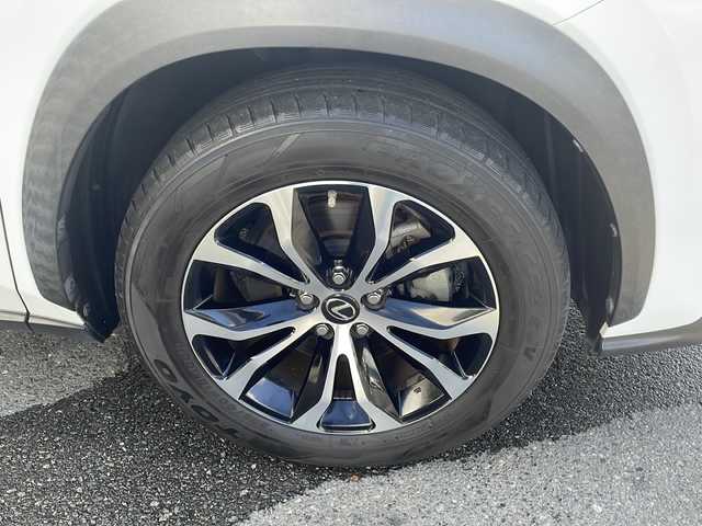 レクサス ＮＸ 200t Fスポーツ 京都府 2016(平28)年 5.6万km ホワイトノーヴァガラスフレーク 純正１０インチナビ　Ｂｌｕｅｔｏｏｔｈオーディオ　ＤＶＤ再生　フルセグ　ＵＳＢ接続　マルチビューカメラ　電動リアゲート　アダプティブクルーズコントロール　レーンキープ　シートヒーター　ＥＴＣ２．０