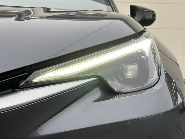 レクサス ＬＢＸ リラックス 茨城県 2024(令6)年 0.8万km ソニッククロム 純正ディスプレイオーディオ/純正アルミホイール/パノラミックビューモニター/前後ドライブレコーダー/前後コーナーセンサー/シート＆ステアリングヒーター/ヘッドアップディスプレイ/レクサスセーフティシステム/ETC2.0/フルセグテレビ/電動リアゲート/クルーズコントロール/レーンキープアシスト/W+サイドエアバック/Bluetooth/MTモード付AT/純正フロアマット/パワステ/ABS