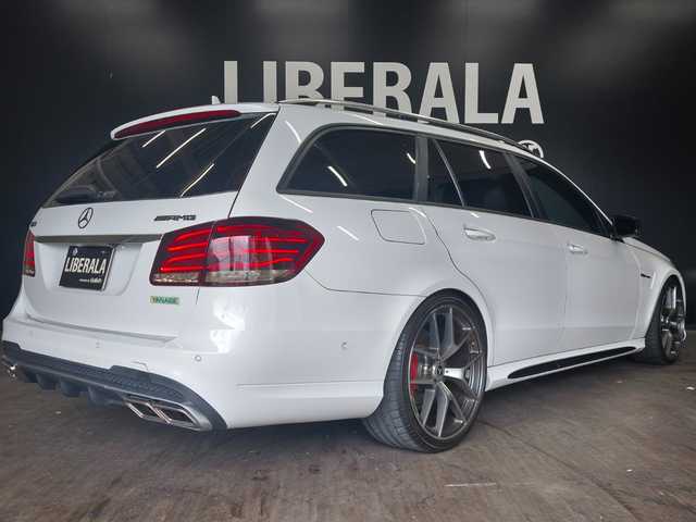 メルセデス・ベンツ Ｅ２５０ ワゴン アバンギャルド 群馬県 2015(平27)年 6.7万km ポーラホワイト パノラミックスライディングルーフ/レーダーセーフティパッケージ/全席シートヒーター/黒革シート/パナメリカーナ調グリル/ウッドステアリング/全方位カメラ/LEDヘッドライト/オートトランク