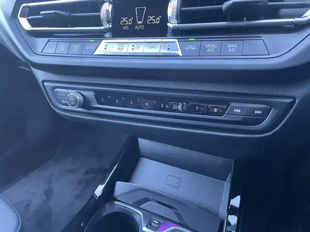 ＢＭＷ ＢＭＷ １１８ｄ Mスポーツ 栃木県 2020(令2)年 1.3万km メルボルンレッド ワンオーナー/インテリジェントセーフティ/コンフォートアクセス/ACC/パーキングアシスト/ナビ/バックカメラ/ミラーETC/D席パワーシート/ハーフレザー/パワーバックドア/LEDヘッドライト/オートハイビーム/パークディスタンスコントロール/ブラインドスポット/ワイヤレスチャージ/アンビエントライト