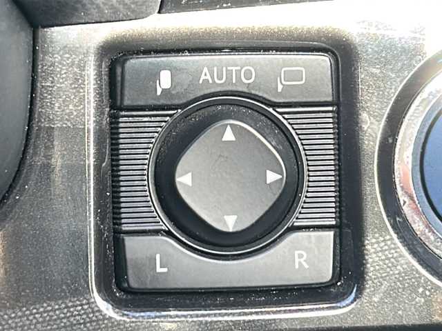 トヨタ クラウン ハイブリッド アスリートS 茨城県 2015(平27)年 6.8万km ブラック 純正8インチHDDナビ/-Bluetooth フルセグTV CD DVD/バックカメラ/横滑り抑制機能/レーダークルーズコントロール/コーナーセンサー/純正17インチアルミホイール/ビルトインETC/前席パワーシート/LEDオートヘッドライト/純正フロアマット/スマートキー/MTモード付AT