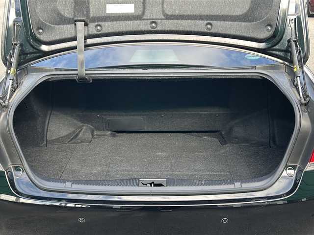 トヨタ クラウン ハイブリッド アスリートS 茨城県 2015(平27)年 6.8万km ブラック 純正8インチHDDナビ/-Bluetooth フルセグTV CD DVD/バックカメラ/横滑り抑制機能/レーダークルーズコントロール/コーナーセンサー/純正17インチアルミホイール/ビルトインETC/前席パワーシート/LEDオートヘッドライト/純正フロアマット/スマートキー/MTモード付AT