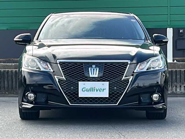 トヨタ クラウン ハイブリッド アスリートS 茨城県 2015(平27)年 6.8万km ブラック 純正8インチHDDナビ/-Bluetooth フルセグTV CD DVD/バックカメラ/横滑り抑制機能/レーダークルーズコントロール/コーナーセンサー/純正17インチアルミホイール/ビルトインETC/前席パワーシート/LEDオートヘッドライト/純正フロアマット/スマートキー/MTモード付AT