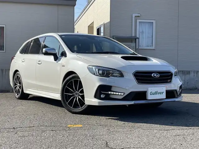 スバル レヴォーグ 1．6STIスポーツアイサイト 青森県 2017(平29)年 3.7万km クリスタルホワイトP 寒冷地仕様/H30R1R2R3R4R6記録簿/ワンオーナー/4WD/純正メモリナビ/フルセグTV/AM/FM/CD/DVD/BT/パワーシートD/N/シートヒーター/エアーシート/純正フロアマット/デジタルインナーミラー/クルーズコントロール/レーンアシスト/LEDヘッドランプ/アイドリングストップ/コーナーセンサー/衝突軽減システム/横滑り防止機能/盗難防止/オートライト/フォグランプ/BSM/純正18AW(225/45/18)/　　積み込み/ドラレコ/ETC/スペアキー/純正スターター/保証書/取扱説明書