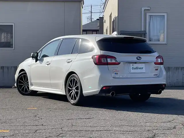 スバル レヴォーグ 1．6STIスポーツアイサイト 青森県 2017(平29)年 3.7万km クリスタルホワイトP 寒冷地仕様/H30R1R2R3R4R6記録簿/ワンオーナー/4WD/純正メモリナビ/フルセグTV/AM/FM/CD/DVD/BT/パワーシートD/N/シートヒーター/エアーシート/純正フロアマット/デジタルインナーミラー/クルーズコントロール/レーンアシスト/LEDヘッドランプ/アイドリングストップ/コーナーセンサー/衝突軽減システム/横滑り防止機能/盗難防止/オートライト/フォグランプ/BSM/純正18AW(225/45/18)/　　積み込み/ドラレコ/ETC/スペアキー/純正スターター/保証書/取扱説明書