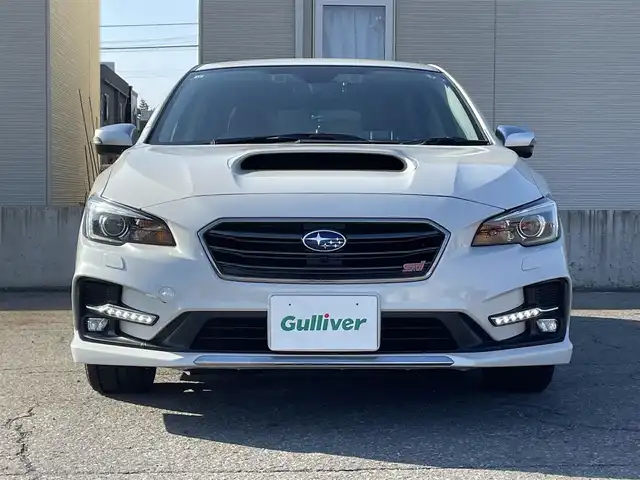スバル レヴォーグ 1．6STIスポーツアイサイト 青森県 2017(平29)年 3.7万km クリスタルホワイトP 寒冷地仕様/H30R1R2R3R4R6記録簿/ワンオーナー/4WD/純正メモリナビ/フルセグTV/AM/FM/CD/DVD/BT/パワーシートD/N/シートヒーター/エアーシート/純正フロアマット/デジタルインナーミラー/クルーズコントロール/レーンアシスト/LEDヘッドランプ/アイドリングストップ/コーナーセンサー/衝突軽減システム/横滑り防止機能/盗難防止/オートライト/フォグランプ/BSM/純正18AW(225/45/18)/　　積み込み/ドラレコ/ETC/スペアキー/純正スターター/保証書/取扱説明書