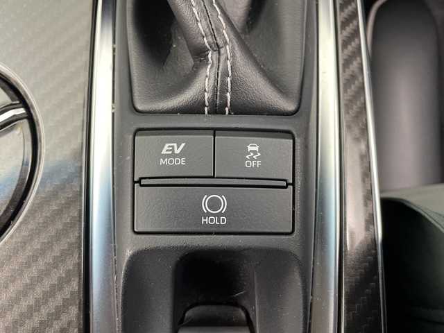 トヨタ クラウン ハイブリッド RS アドバンス 大分県 2019(令1)年 4.3万km ブラック TRDエアロ/・フロントスポイラー/・サイドスカート/・リヤバンパースポイラー/・リヤトランクスポイラー/MODELLISTAフェンダーガーニッシュ/MODELLISTAミラーガーニッシュ/TOYOTAセーフティセンス/・プリクラッシュセーフティ/・レーントレーシングアシスト/・レーダークルーズコントロール/・ロードサインアシスト/・アダプティブハイビームシステム/ブラインドスポットモニター/リヤクロストラフィックアラート/ヘッドアップディスプレイ/純正ナビ/【フルセグTV、DVD再生可、BT対応、USB】/ステアリングスイッチ/バックカメラ/ETC /社外ドライブレコーダー(前後)/ハーフレザーシート/・運転席メモリーシート/前席パワーシート/・前席シートヒーター/横滑り防止装置/電動格納ミラー/オートライト/LEDヘッドライト/LEDフォグ/純正18インチアルミホイール/クリアランスソナー