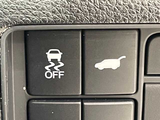 ホンダ オデッセイ ハイブリッド e:HEVアブソルート EX 宮城県 2021(令3)年 5.5万km プラチナホワイトパール ホンダセンシング/・衝突軽減ブレーキ/・誤発進抑制機能/・路外逸脱抑制機能/・レーンキープアシストシステム/・アダプティブ・クルーズ・コントロール/・先行者発進お知らせ機能/・標識認識機能/・ブラインドスポットインフォメーション/純正ナビ（VXU-217DYi）/・全方位カメラ/・Bluetooth/CD/DVD/フルセグTV/HDMI/・前後ドライブレコーダー/・ETC2.0/フリップダウンモニター/両側パワースライドドア/電動リアゲート/アイドリングストップ/デジタルインナーミラー/電子パーキング/・オートブレーキホールド/前後コーナーセンサー/革巻きステアリング/・ステアリングリモコン/プッシュスタート/・スマートキー/シートカバー/・パワーシート（運転席/助手席）/・シートヒーター（運転席/助手席）/・オットマン（2列目）/LEDヘッドライト/・オートライト/・フォグランプ/純正アルミホイール/純正フロアマット/ドアバイザー