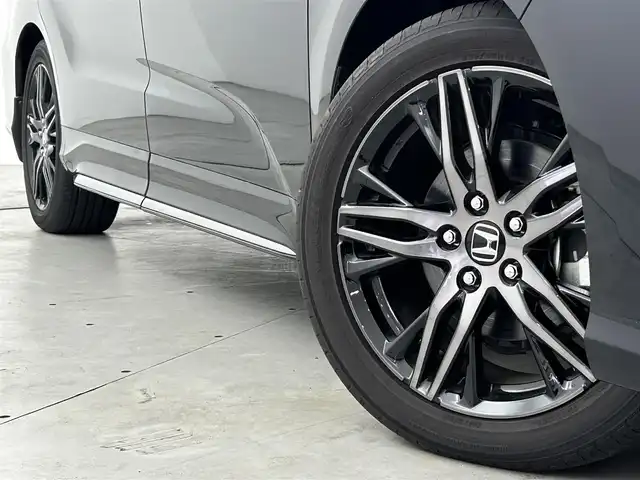 ホンダ オデッセイ ハイブリッド e:HEVアブソルート EX 福岡県 2022(令4)年 1.3万km プレミアムヴィーナスブラックP 純正１０型ナビ　/全方位カメラ　/ビルトインＥＴＣ２．０　/前後ドラレコ　/ＡＣＣ　/コーナーセンサー　/衝突軽減　/レーンキープ　/ＢＳＭ　/パーキングアシスト　/両側電動スライドドア　/シートヒーター　/パワーバックドア