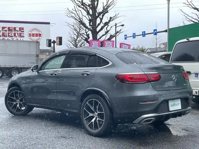 メルセデス・ベンツ ＧＬＣ３５０ｅ 4マチック クーペ AMGライン 東京都 2020(令2)年 5.4万km セレナイトグレー ○ワンオーナー/○純正メーカーナビ/○革シート/○サンルーフ/○全方位カメラ/○ドライブレコーダー/○パドルシフト/○ステアリングスイッチ/○ACC/○LKA/○BSM/○アクティブステリングアシスト/○HUD/○前席3wayメモリーシート/○全席シートヒーター/○前席エアーシート/○ブルメスターサウンドシステム/○社外20インチアルミホイール/○保証書/○取扱説明書/○スペアキー