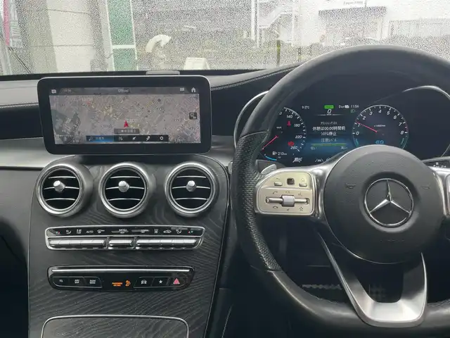 メルセデス・ベンツ ＧＬＣ３５０ｅ 4マチック クーペ AMGライン 東京都 2020(令2)年 5.4万km セレナイトグレー ○ワンオーナー/○純正メーカーナビ/○革シート/○サンルーフ/○全方位カメラ/○ドライブレコーダー/○パドルシフト/○ステアリングスイッチ/○ACC/○LKA/○BSM/○アクティブステリングアシスト/○HUD/○前席3wayメモリーシート/○全席シートヒーター/○前席エアーシート/○ブルメスターサウンドシステム/○社外20インチアルミホイール/○保証書/○取扱説明書/○スペアキー