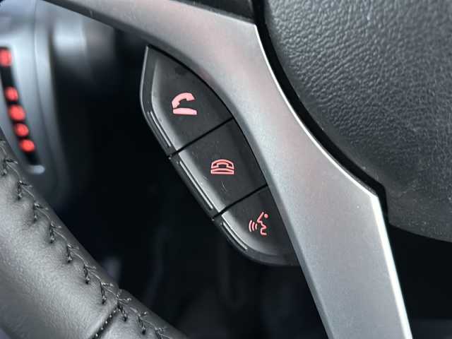スズキ クロスビー HYBRID MZ 大阪府 2019(令1)年 5.3万km スピーディーブルーメタリック/ブラック2トーンルーフ 純正8インチナビ/地デジTV/純正CD/DVD/Bluetooth/バック/全方位カメラ/デュアルブレーキサポート/LEDヘッドライト/クルーズコントロール/純正16インチAW/スマートキー/保証書