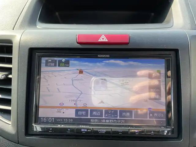 ホンダ ＣＲ－Ｖ 20G 神奈川県 2012(平24)年 8.7万km ホワイトオーキッドパール (株)IDOMが運営する【じしゃロン秦野店】の自社ローン専用車両になります。こちらは現金またはオートローンご利用時の価格です。自社ローンご希望の方は別途その旨お申付け下さい/社外メモリナビ/フルセグテレビ/バックカメラ/ETC/純正アルミ