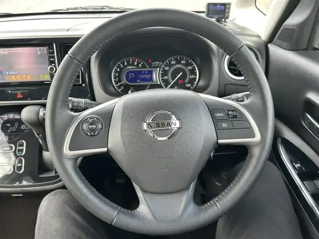 日産 デイズ ルークス ハイウェイスター Gターボ 岡山県 2020(令2)年 3.3万km スパークリングレッド/ブラック 登録時走行距離32926km/純正ナビ/フルセグTV(AM.FM.CD.DVD.TV.BT)/両側パワースライドドア/全方位カメラ/ETC/ドライブレコーダー/クリアランスソナー/衝突軽減ブレーキ/クルーズコントロール/レーンキープアシスト/オートマチックハイビーム/アイドリングストップ/15インチ純正AW/純正フロアマット
