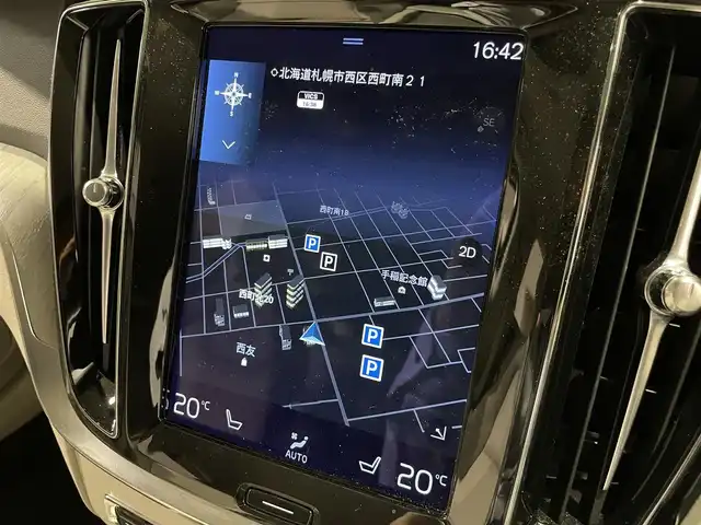 ボルボ Ｖ６０ クロスカントリー B5 AWD 道央・札幌 2021(令3)年 3.1万km クリスタルホワイトP パワーシートパッケージ/クライメートパッケージ/CitySafety/オンカミングレーンミティゲーション/レーンキーピングエイド/ロードサインインフォメーション/ステアリングアシスト付BLIS/クロストラフィックアラート/パイロットアシスト/全車速追従機能付ACC/フルアクティブハイビーム/360°ビューカメラ/ブレーキオートホールド機能/パークアシストパイロット/12.3インチデジタル液晶ドライバーディスプレイ/8ウェイパワーシート(D/N)/シートヒーター(全席)/本革巻/シルクメタルステアリングホイール/本革巻シフトノブ/ステアリングホイールヒーター/4ゾーンフルオートマチックエアコンディショナー/パワーテールゲート(ハンズフリー機構付)/アンビエントライト/純正ドライブレコーダー/タッチスクリーン式センターディスプレイ/AppleCarPlay/AndroidAuto/Spotify/TVチューナー/ワイヤレスチャージング/スマートキー/スペアキー