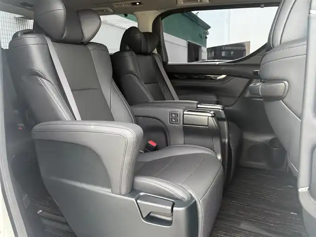 トヨタ アルファード S Cパッケージ 徳島県 2023(令5)年 0.9万km ホワイトパールクリスタルシャイン 純正9インチナビ/(フルセグTV/Bluetooth/AM/FM/USB)/モデリスタフルエアロ/純正フリップダウンモニター/トヨタセーフティセンス/BSM/バックカメラ/シーケンシャル/デジタルインナーミラー/シートメモリ/ステアリングヒーター/オートブレーキホールド/TVキャンセラー/前フォグライト/両側パワースライドドア