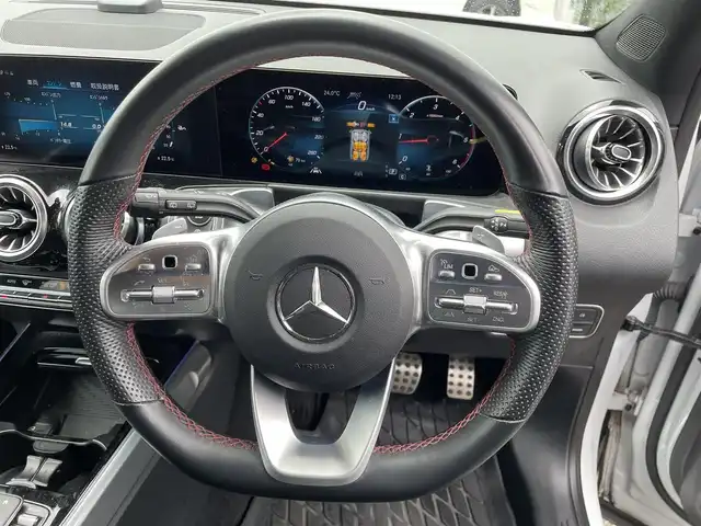 メルセデス・ベンツ Ｍ・ベンツ ＧＬＢ２００ｄ 4マチック AMGライン 栃木県 2021(令3)年 4.3万km デジタルホワイト 純正ナビ/フルセグテレビ/全周囲カメラ/Bluetooth接続/ハーフレザーシート /ドライブレコーダー 前後/クルーズコントロール/パワーバックドア/純正19インチAW/保証書/取説書/ワンオーナー