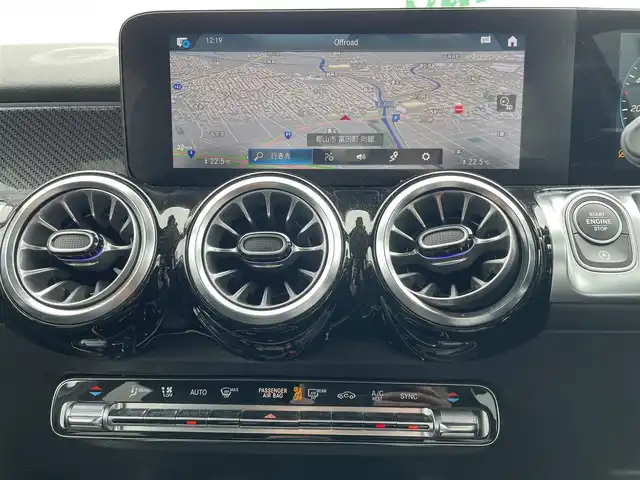 メルセデス・ベンツ Ｍ・ベンツ ＧＬＢ２００ｄ 4マチック AMGライン 栃木県 2021(令3)年 4.3万km デジタルホワイト 純正ナビ/フルセグテレビ/全周囲カメラ/Bluetooth接続/ハーフレザーシート /ドライブレコーダー 前後/クルーズコントロール/パワーバックドア/純正19インチAW/保証書/取説書/ワンオーナー