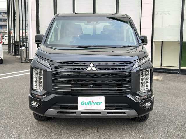 三菱 デリカＤ：５ ブラックエディション 岐阜県 2025(令7)年 0.1万km未満 グレーⅡ 社外BIｃＸナビ/プッシュスタート/スマートキー/２ＷＤ、４ＷＤ/スペアキー/社外フリップダウン/バックモニター/フルセグ/クルコン/ターボ車/3列シート/ハーフレザーシート/両側パワースライドドア/純正ＡＷ/コーナーセンサー前後/LEDヘッドライト/レーンキープアシスト/HDMI/アイドリングストップ/全方位モニター/カーテンエアバック/オートマチックハイビーム/オートライト/ステアリングヒーター/電動リヤゲート/衝突軽減システム/パワーシート/3列シート/パドルシフト