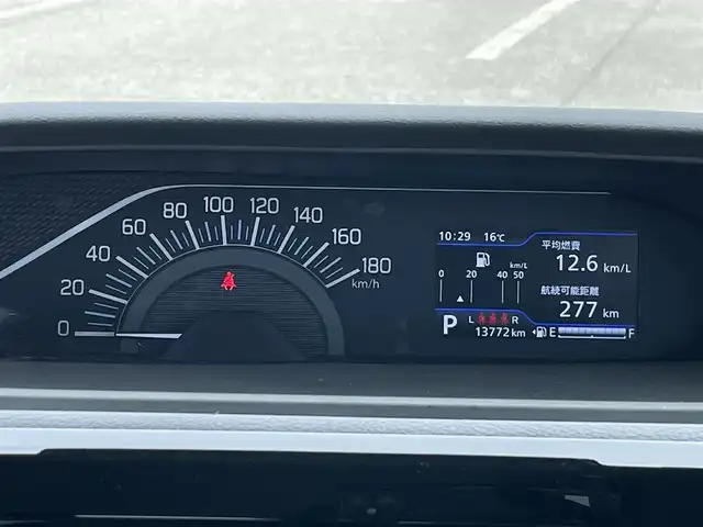 スズキ ソリオ HV MZ 道央・札幌 2024(令6)年 1.4万km ピュアホワイトP ４WD/社外メモリーナビ/AM/FM/BT/スズキセーフティサポート/衝突被害軽減ブレーキ/横滑り防止装置/レーダークルーズコントロール/レーンキープアシスト/リヤパーキングセンサー/バックカメラ/ETC/アイドリングストップ/片側パワースライドドア/前席シートヒーター/ステアリングリモコン/プッシュスタート/スマートキー/ハロゲンヘッドライト/オートライト/オートハイビーム/ヘッドライトレベライザー/電動格納ミラー/ヒーテッドドアミラー/フロアマット/レンタカー登録