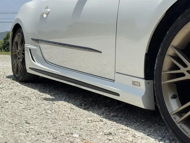 トヨタ ８６ GT 兵庫県 2012(平24)年 2.9万km サテンホワイトパール TOM`Sスーパーチャージャー/TOM`Sエアロ(S/RU/RW)/TOM`S車高調/チームネッツフロントエアロ/チームネッツマフラー/モデリスタ18インチAW/純正ナビ/フルセグTV/Bluetooth接続可/DVD再生可/バックカメラ