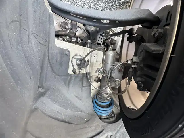 トヨタ ８６ GT 兵庫県 2012(平24)年 2.9万km サテンホワイトパール TOM`Sスーパーチャージャー/TOM`Sエアロ(S/RU/RW)/TOM`S車高調/チームネッツフロントエアロ/チームネッツマフラー/モデリスタ18インチAW/純正ナビ/フルセグTV/Bluetooth接続可/DVD再生可/バックカメラ