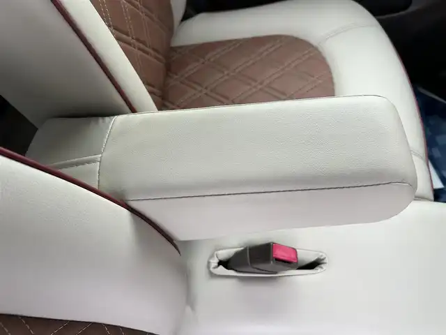 スズキ ラパン ショコラ X 栃木県 2014(平26)年 6.8万km シャンパンピンクPM 純正スマートフォン連携ナビ/バックカメラ/純正14インチAW/純正フロアマット/アイドリングストップ/HIDヘッドライト/オートライト/ベンチシート/スマートキー/プッシュEgスタート