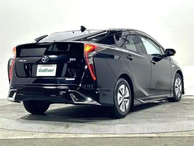 トヨタ プリウス A 大阪府 2016(平28)年 4.7万km アティチュードブラックマイカ 社外エアロ 純正ナビ(フルセグ/DVD再生/Bluetooth) バックカメラ ETC 衝突軽減 レーダークルコン クリアランスソナー BSM トヨタセーフティセンス パークアシスト ワンオーナー