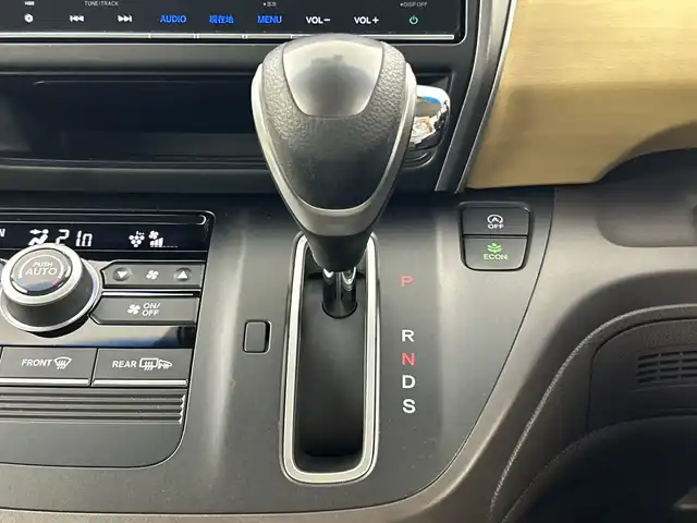 ホンダ フリード G ホンダセンシング 愛知県 2017(平29)年 4.1万km ブルーホライゾンM 禁煙車/純正9インチナビ/（CD/DVD/AM/FM/Bluetooth/フルセグTV）/バックカメラ/ホンダセンシング/・衝突軽減ブレーキ/・車線逸脱警報システム/・追従式クルーズコントロール/・誤発進抑制機能/ETC/ドライブレコーダー/両側パワースライドドア/15インチアルミホイール/純正フロアマット/スマートキー/スペアキー有/アイドリングストップ/横滑り防止装置