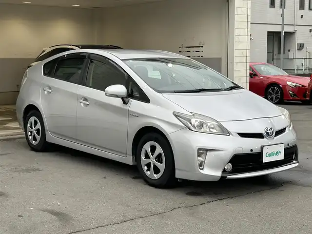 トヨタ プリウス S 群馬県 2012(平24)年 5.6万km シルバー メモリナビ/ワンセグテレビ/バックカメラ/ドアバイザー/プッシュスタート/ビルドインETC/ABS/オートライト/イモビライザー/フロアマット純正/Buletooth