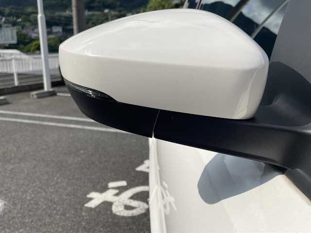 フォルクスワーゲン ポロ TSIハイライン 長崎県 2010(平22)年 5.1万km キャンディホワイト ・社外ナビ（FM/AM/TV/CD/DVD/SD）/・ブルートゥース/・横滑り防止/・ETC/・コーナーセンサー（後方）/・フロアマット